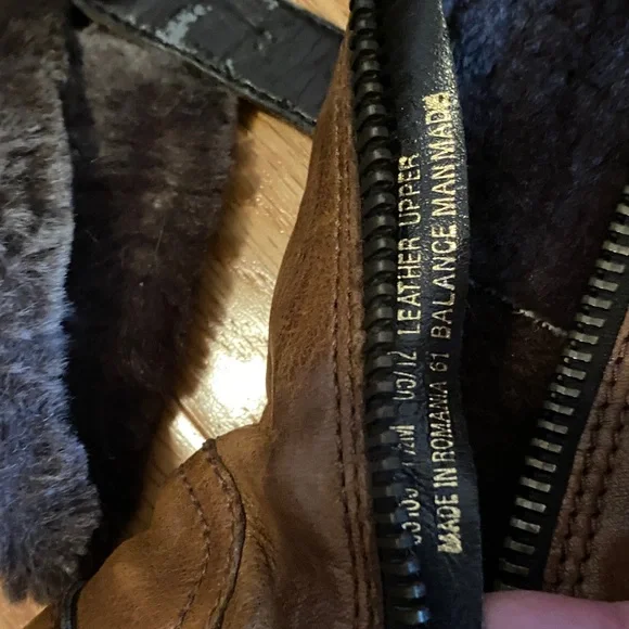 Clarks Brown Leather Boots - Picture 7 of 7